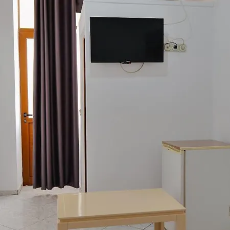 Hotel Casamia Саранда Экстерьер фото